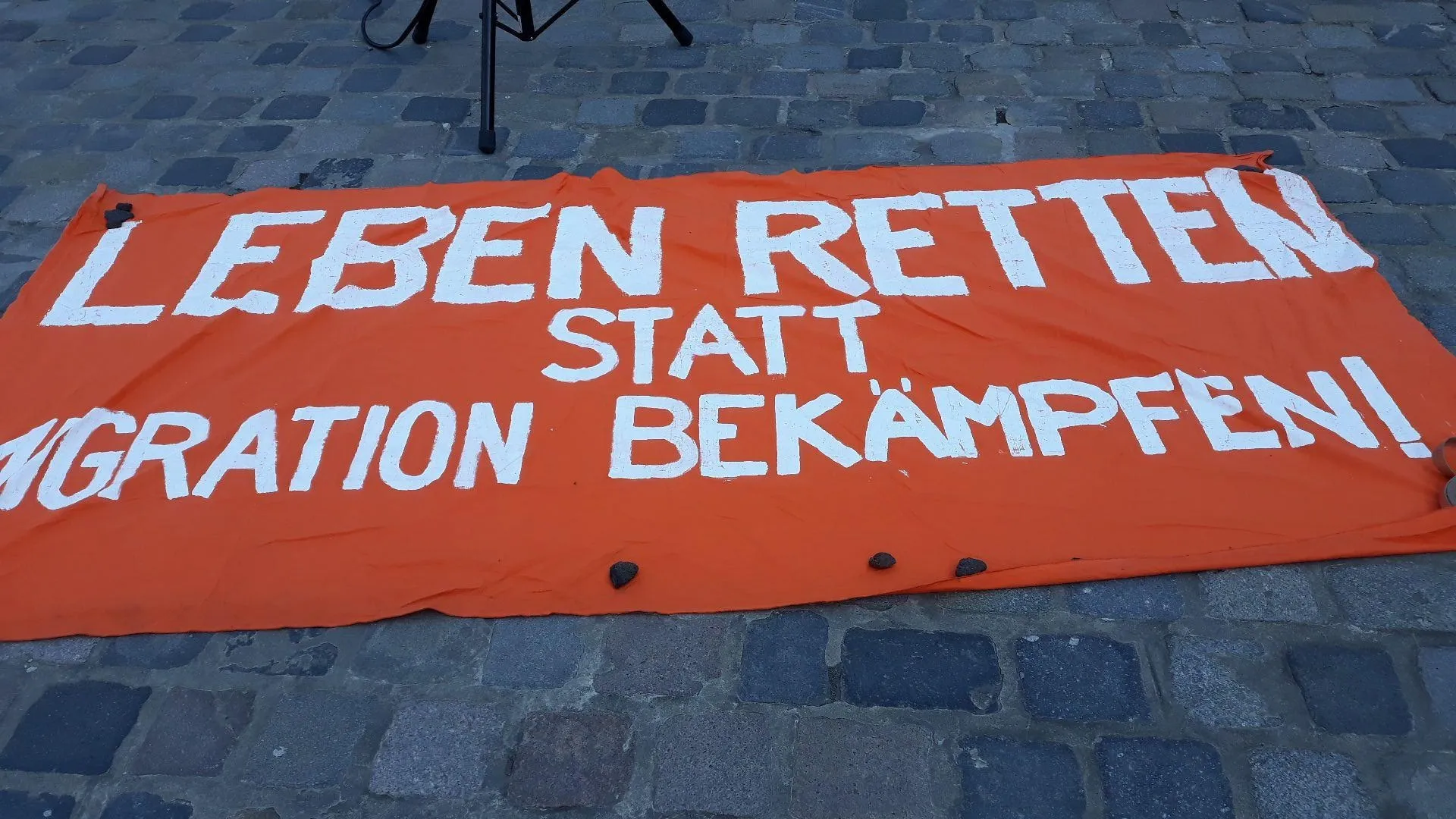 Transparent: Leben retten statt Migration bekämpfen!