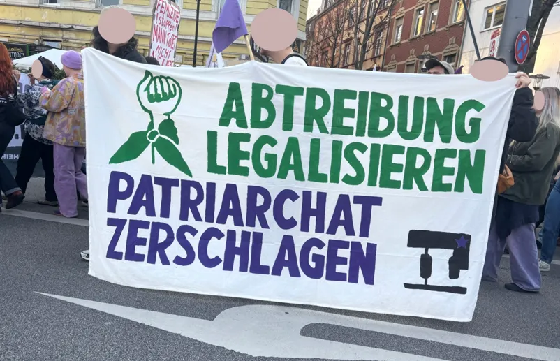 Abtreibung legalisieren - Partiarchat zerschlagen