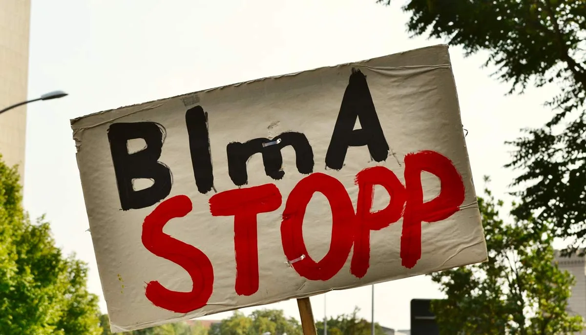 Schild: BImA STOPP