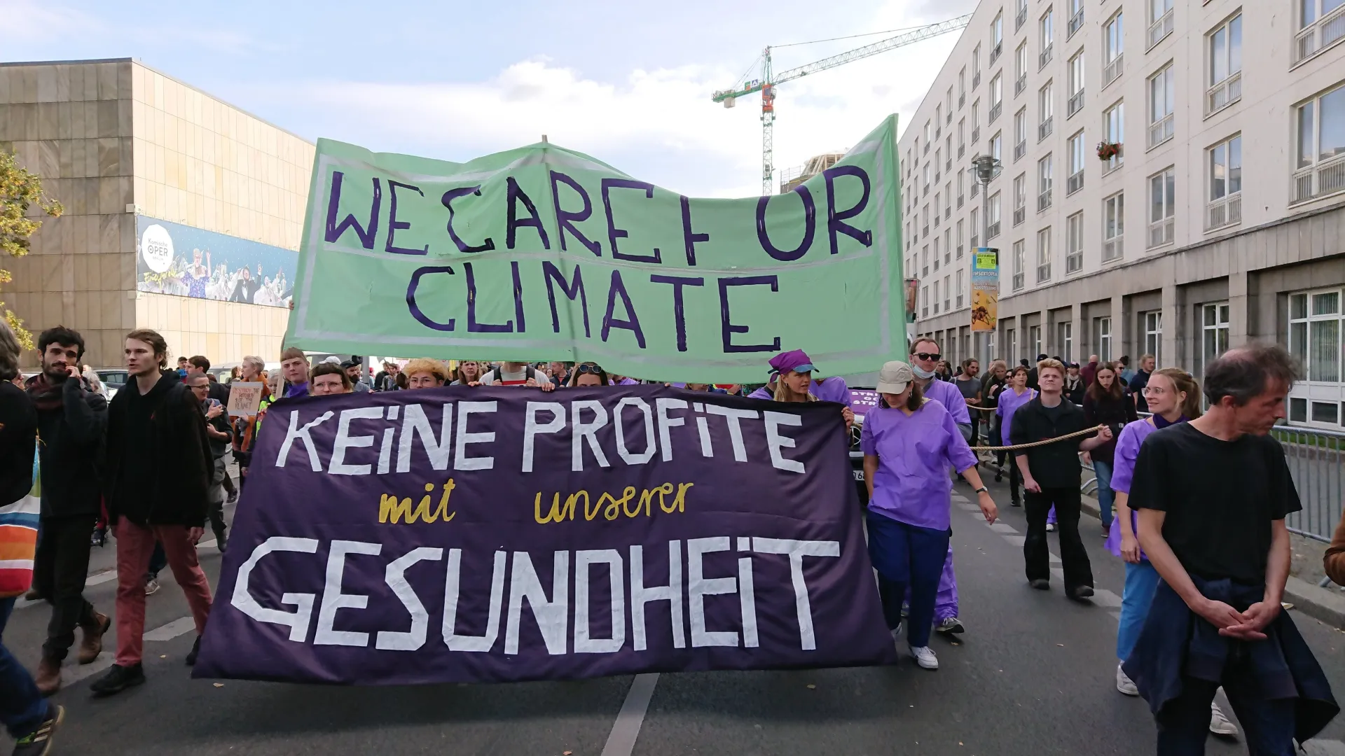 Keine Profite mit unserer Gesundheit Banner 