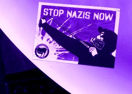 Stop Nazis now