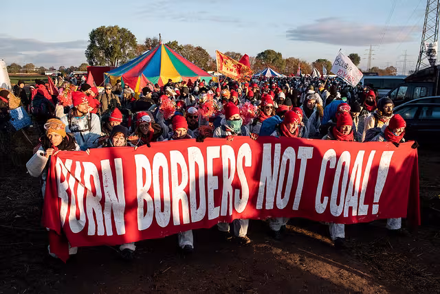 Transparent: Burn borders not coal! 