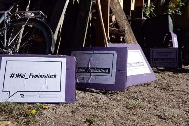 Plakate: 1.Mai feministisch