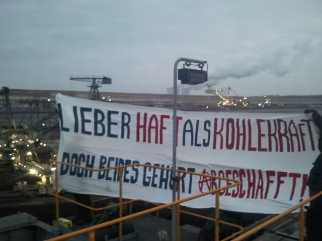 Banner zu Baggerbesetzung Ende Gelände