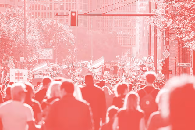 Aufnahme von einer großen Demonstration