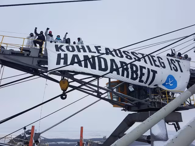 Bagger Besetzung Ende Gelände