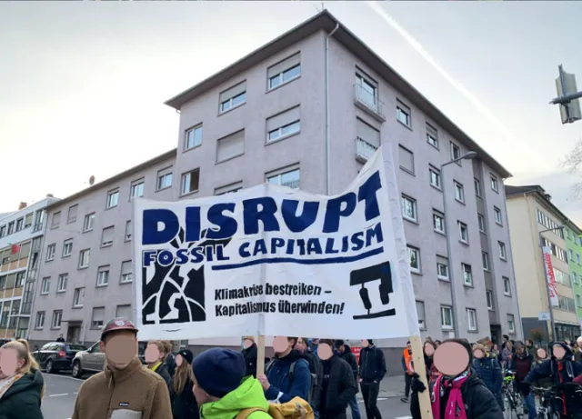 Banner Disrupt
