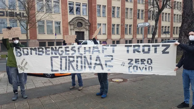 Bombengeschäft trotz Corona banner