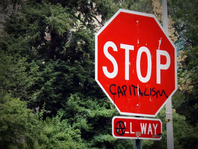 Stop Schild